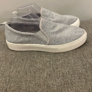 Skechers Women’s Gray Slip On Sneaker Size 8.5